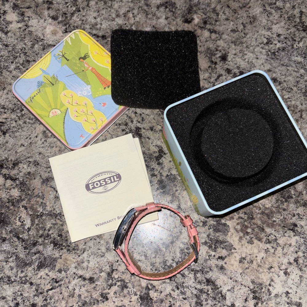 Fossil Pink Watch with Rectangular Face - Picture 2 of 9